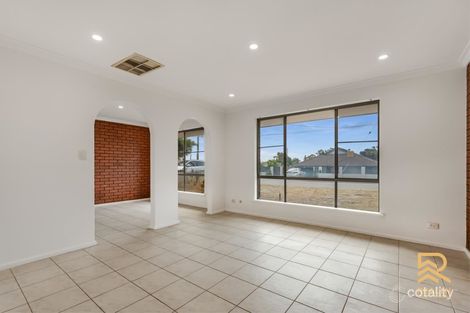 Property photo of 21 Partridge Way Thornlie WA 6108