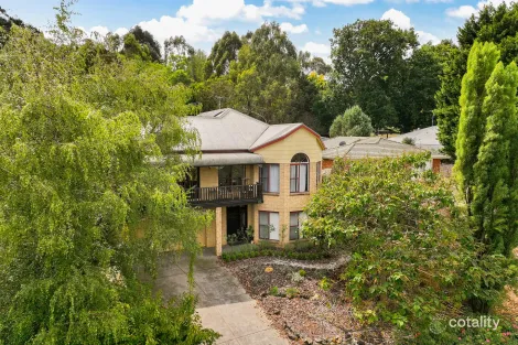 Property photo of 32 Frith Road Gisborne VIC 3437
