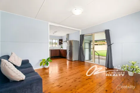 Property photo of 28 King George Street Erowal Bay NSW 2540