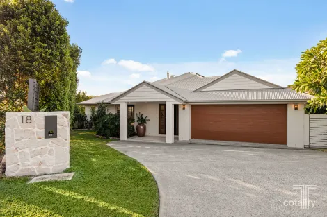 Property photo of 18 Pembridge Place Carindale QLD 4152