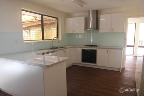 Property photo of 14 Ullamulla Crescent Karabar NSW 2620