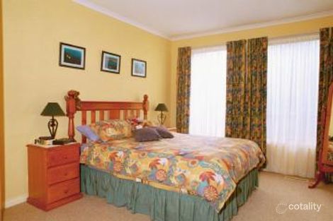 Property photo of 5 Kennard Place Burwood East VIC 3151