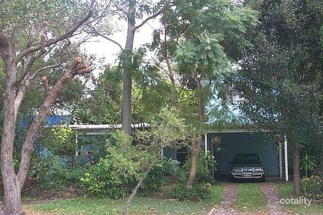 18 Beagle Ave, Banksia Beach, QLD 4507