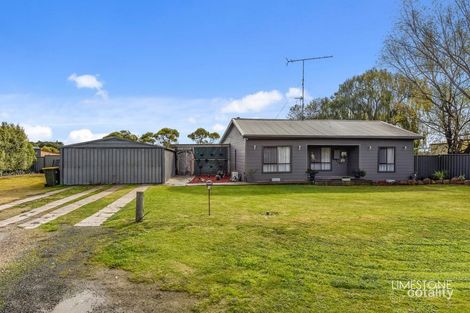 Property photo of 20 Millicent Road Penola SA 5277