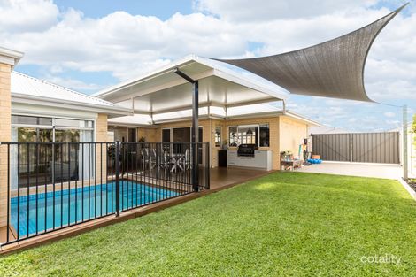 Property photo of 18 Warrior Pass Madora Bay WA 6210