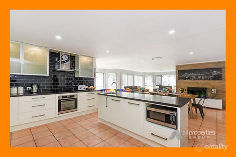 Property photo of 32 Glenna Place Parkinson QLD 4115
