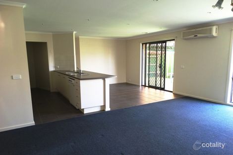 Property photo of 50 Sing Crescent Berwick VIC 3806