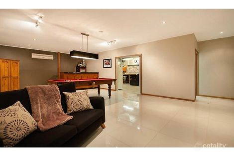 6 Laima Ct, Hackham, SA 5163