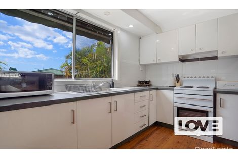 Property photo of 10 Ruswell Avenue Warners Bay NSW 2282