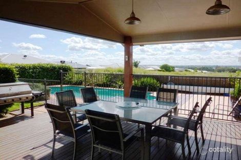 Property photo of 16 Englewood Avenue Dubbo NSW 2830