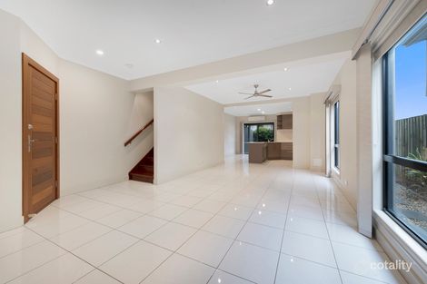 Property photo of 2/16 Zenith Avenue Chermside QLD 4032