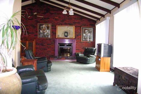 Property photo of 77 St Andrews Circuit Thurgoona NSW 2640