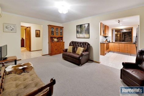 Property photo of 34 Greenfield Rise Aberfoyle Park SA 5159