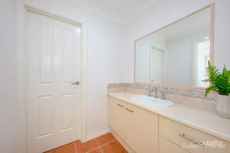 Property photo of 6 Long Drive Sunbury VIC 3429