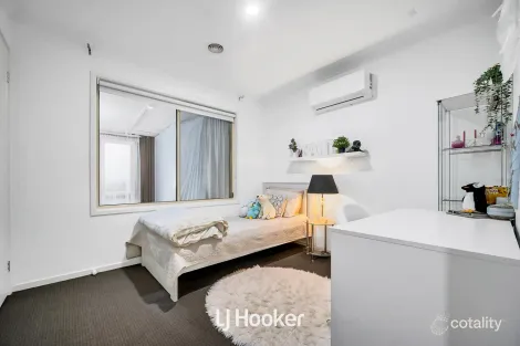 Property photo of 9 The Eyrie Hampton Park VIC 3976