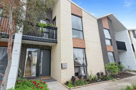 17 Havenlea Lane, Cairnlea, VIC 3023