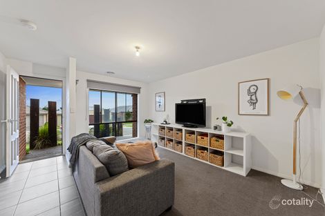 Property photo of 8 Tamara Circuit Langwarrin VIC 3910