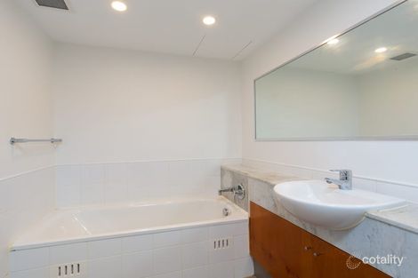 Property photo of 2405/79-81 Berry Street North Sydney NSW 2060