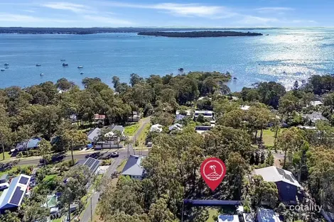 216 Kate St, Macleay Island, QLD 4184