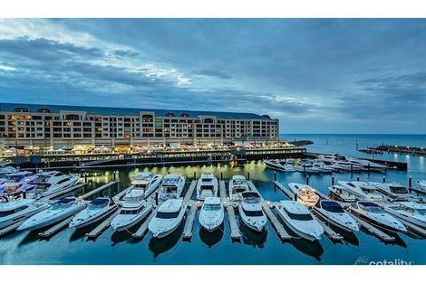 37/5 Holdfast Prom, Glenelg, SA 5045