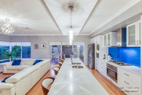 Property photo of 8 Senise Road Stirling WA 6021