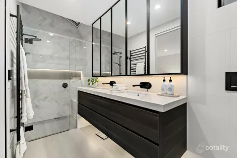 Property photo of 12 York Street Strathmore VIC 3041