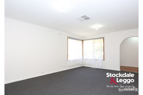 Property photo of 27 Pearson Crescent Coolaroo VIC 3048