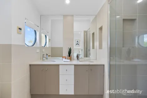 Property photo of 94 Lennon Boulevard Point Cook VIC 3030