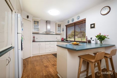 Property photo of 11 Howqua Circuit West Wodonga VIC 3690