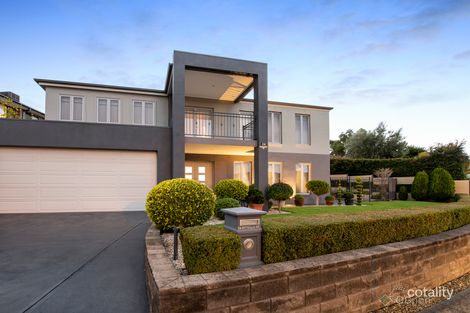 Property photo of 24 Sittella Drive Berwick VIC 3806