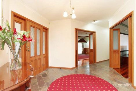 Property photo of 18 McAlpine Court Altona VIC 3018