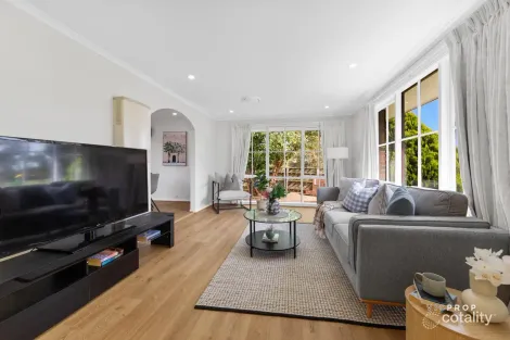 Property photo of 23 Myuna Drive Kings Park VIC 3021