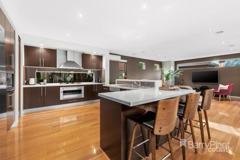 Property photo of 28 Tyndall Way Mill Park VIC 3082