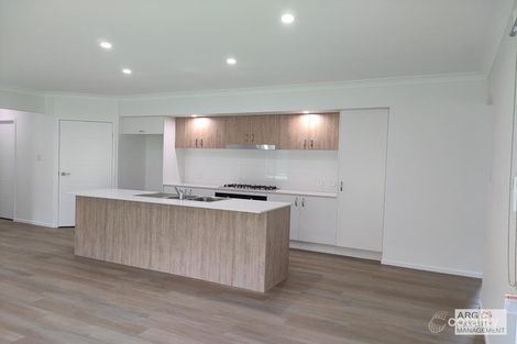 Property photo of 26 Blackberry Way Ripley QLD 4306