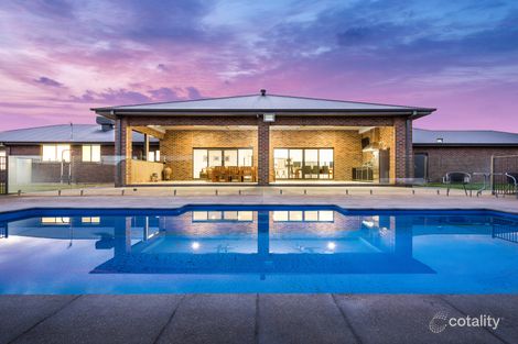 Property photo of 11 Redbyrne Court Grahamvale VIC 3631