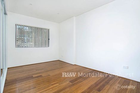 Property photo of 13/1-3 Hugh Avenue Peakhurst NSW 2210