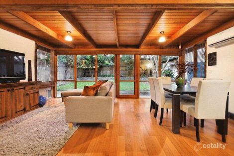 Property photo of 21 Boorool Road Kew East VIC 3102