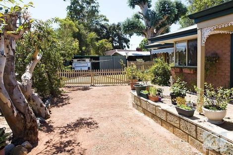 Property photo of 2 Haslemere Drive Mount Nasura WA 6112