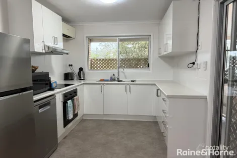 Property photo of 4/4 Frank Street Scarness QLD 4655