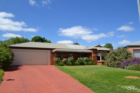 2 Julia Ct, Moama, NSW 2731