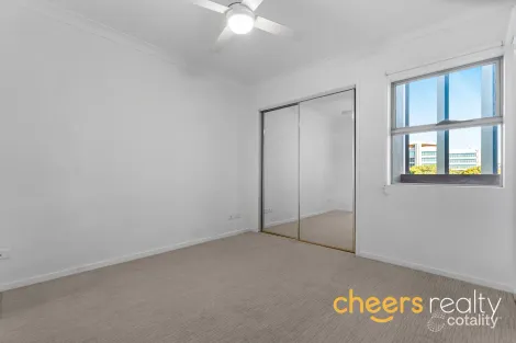 Property photo of 33/2242 Logan Road Upper Mount Gravatt QLD 4122