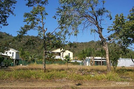 114 Horseshoe Bay Rd, Horseshoe Bay, QLD 4819