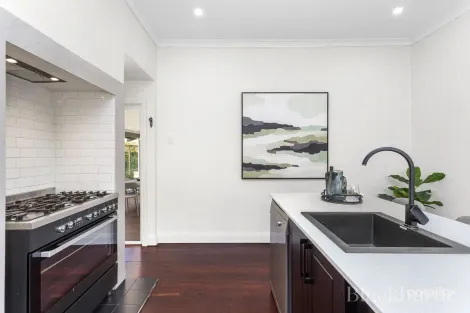 Property photo of 1 Farrell Street Hilton WA 6163