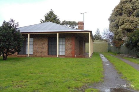 8 Gibson Ave, Victor Harbor, SA 5211