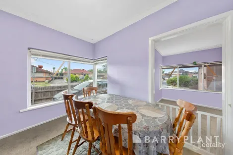 Property photo of 15 Thorndon Drive St Albans VIC 3021