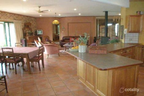 Property photo of 4 Eskdale Park Drive Seaham NSW 2324
