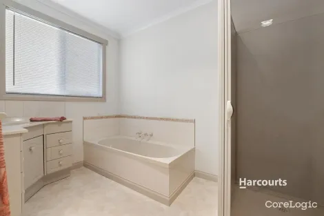 Property photo of 31 St Andrews Drive Devonport TAS 7310