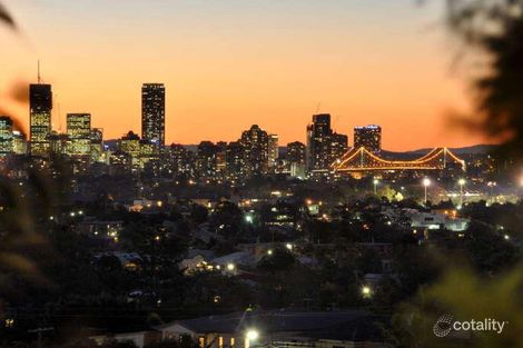 Property photo of 8 Sirius Street Coorparoo QLD 4151