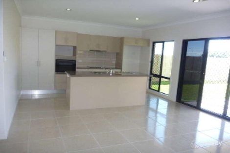Property photo of 18 Landsborough Drive Smithfield QLD 4878