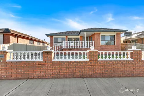 Property photo of 8 Buchan Street Meadow Heights VIC 3048